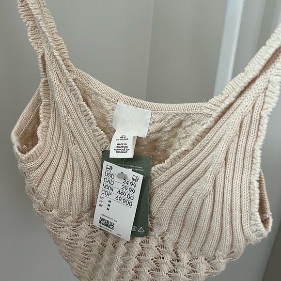H&M Cropped Knit Tank - Picture 2 of 2
